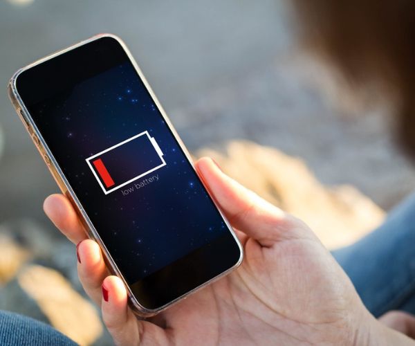 5 aplicativos para fazer a bateria do seu celular durar mais
