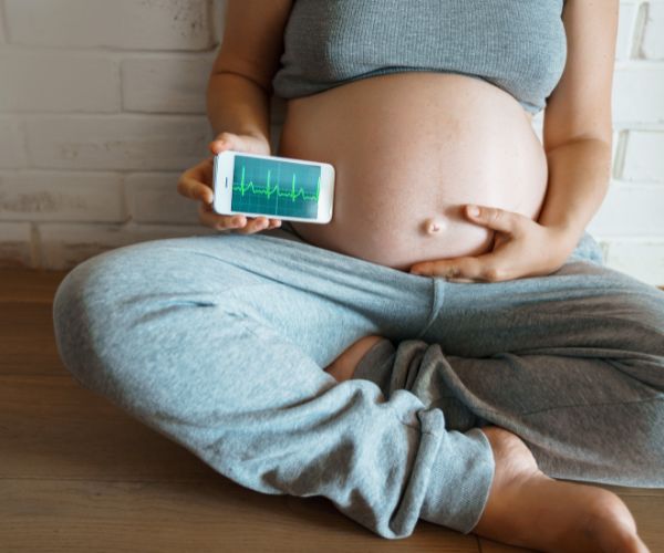 Descubra os aplicativos mais populares para monitorar os batimentos cardíacos do seu bebê