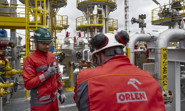 Orlen-employees-(Source-Google)